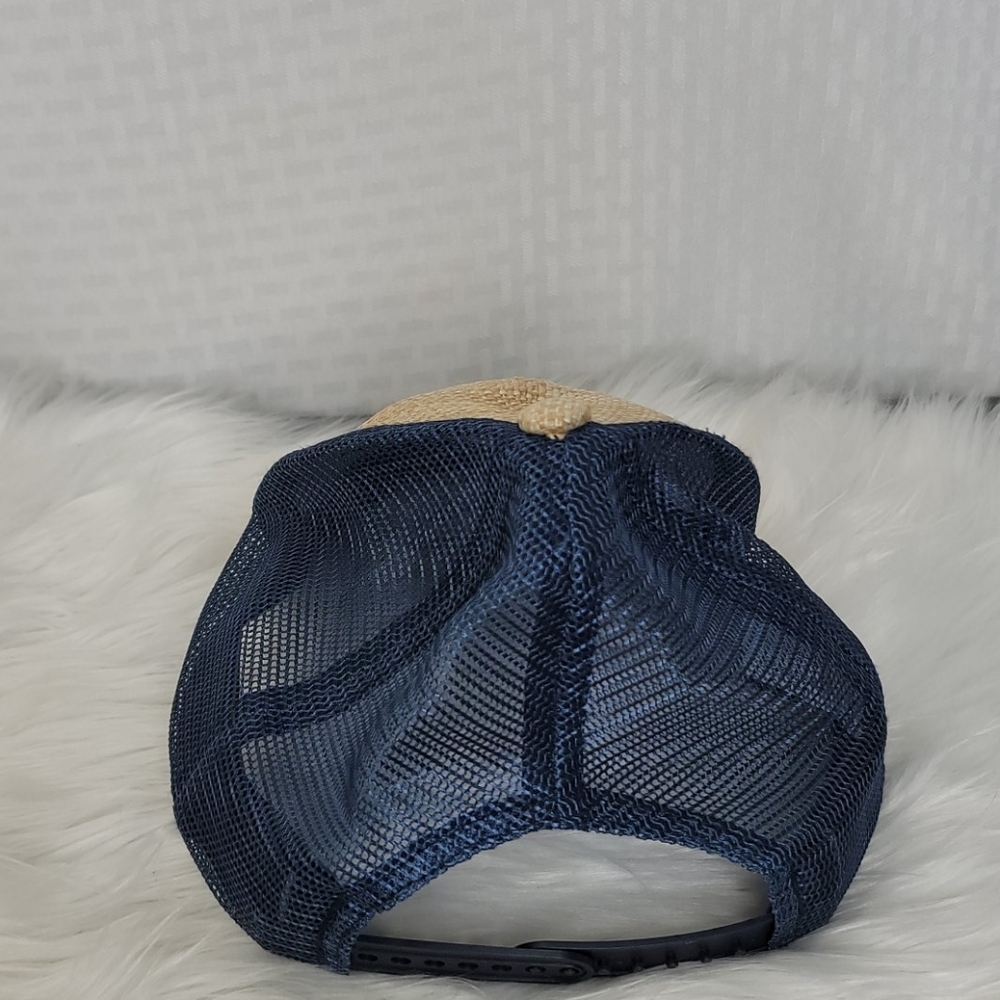 Corona hat with bottle opener in brim like New - Picture 3 of 5